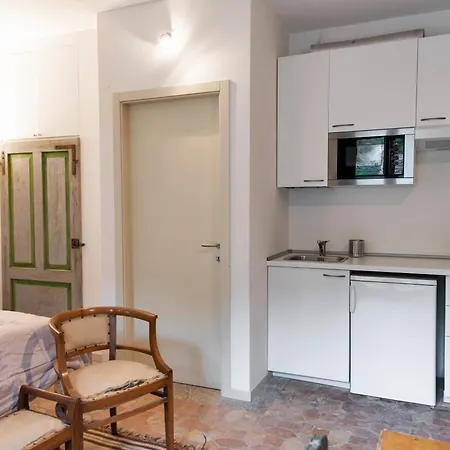 Torretta Della Pescalina - - Lecco Apartment *