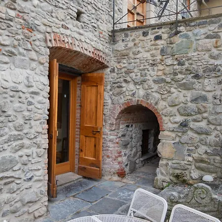 Torretta Della Pescalina - - Lecco Apartment *