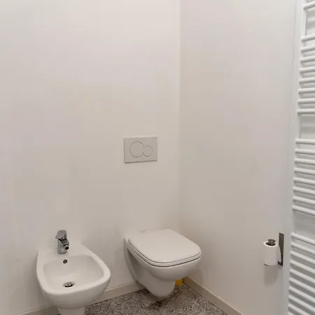Torretta Della Pescalina - - Lecco Apartment Pescate