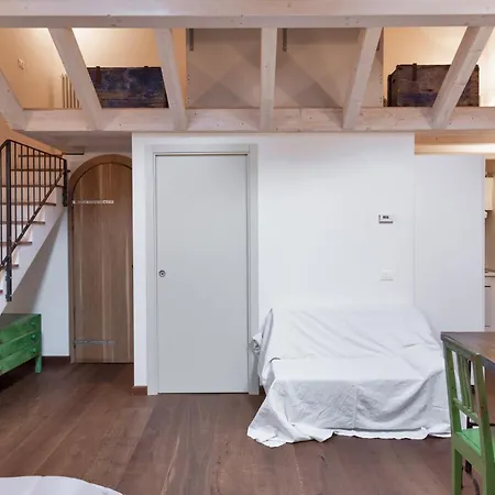 Torretta Della Pescalina - - Lecco Apartment Pescate